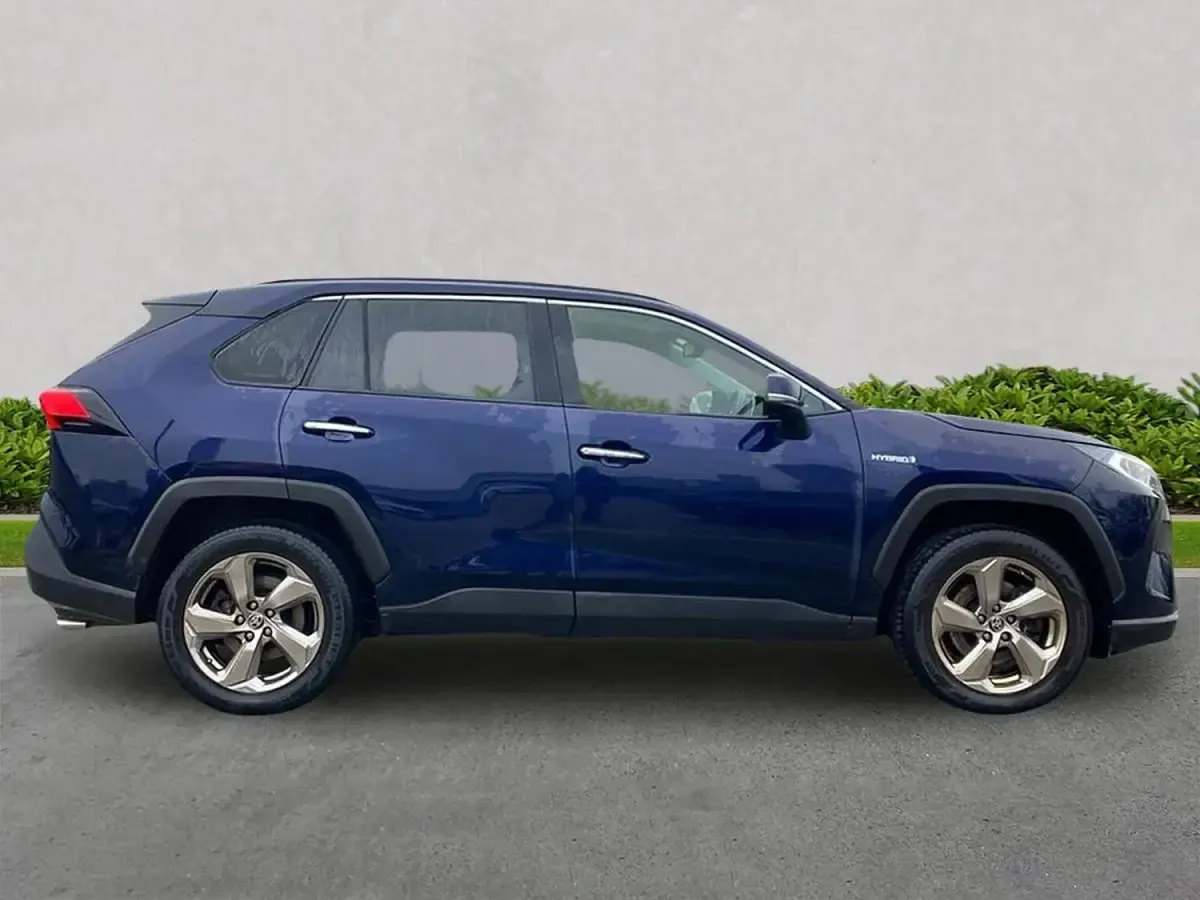 Used Toyota RAV4 2021 Blue SUV