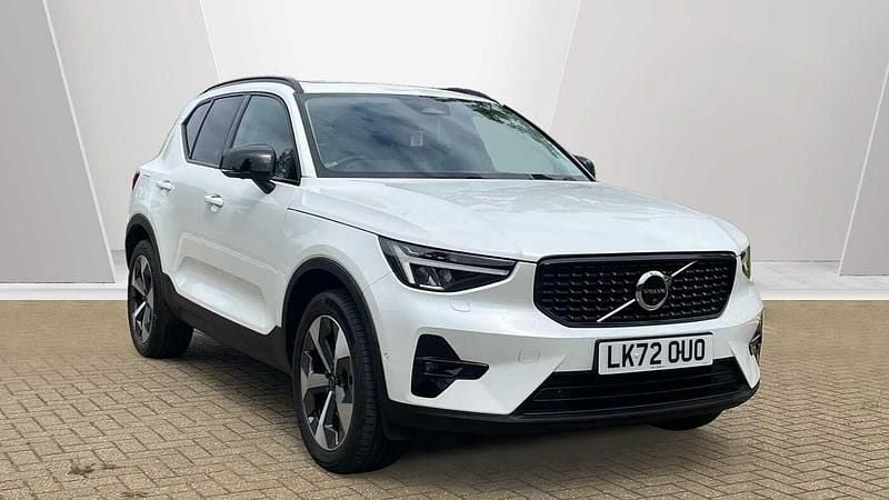 Used 2023 Volvo XC40 Ultimate SUV | £32,990 (Fair price) - Image 1/3