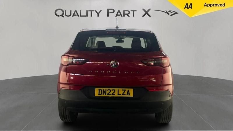 Second-hand Vauxhall Grandland X Design Edition 2022 Roșu SUV