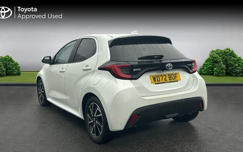 Used Toyota Yaris Hybrid Design 116 HP (85 kW) 2026 Hatchback