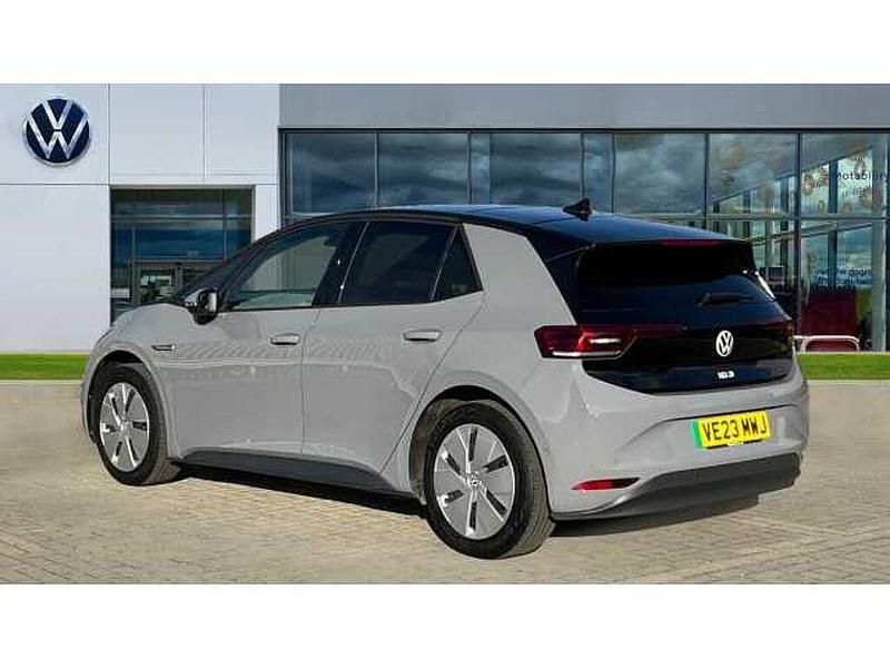 Used VW ID.3 Pro 106 kW (145 HP) 2023 Moonstone grey black Hatchback