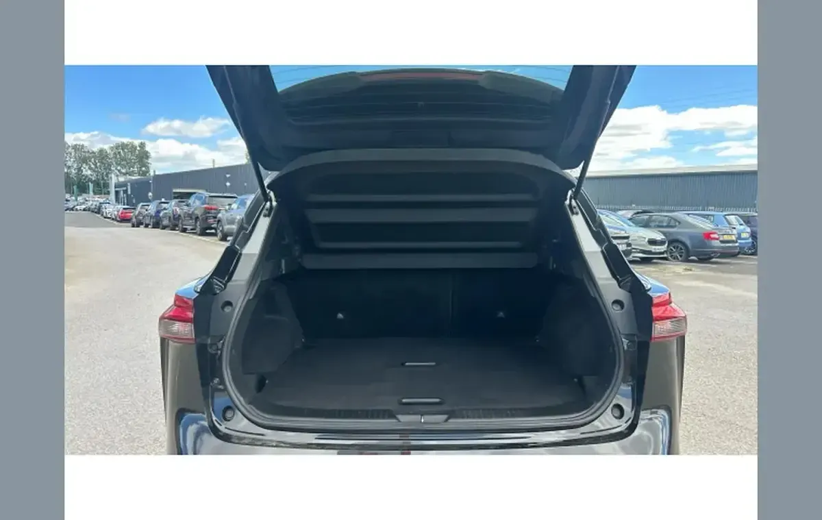 Used Nissan Qashqai N-Connecta 158 HP (116 kW) 2021 Black SUV