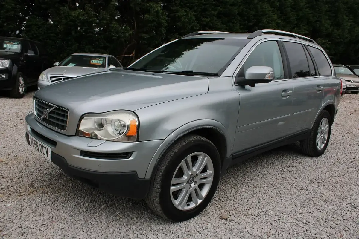 Used Volvo XC90 SE Lux 2008 Silver SUV