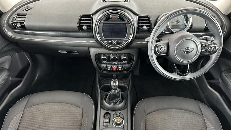 Used Mini Cooper Clubman Classic 134 HP (98 kW) 2020 Black Estate