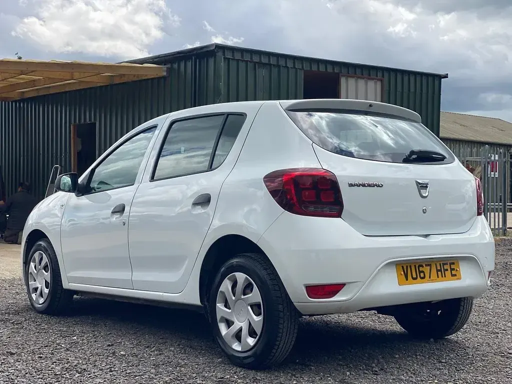 Used Dacia Sandero Ambiance 2017 White Hatchback
