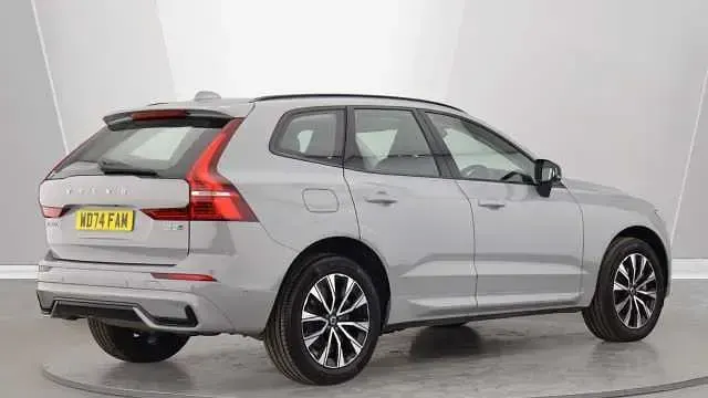 Begagnad Volvo XC60 Plus 250 HK (183 kW) 2025 SUV