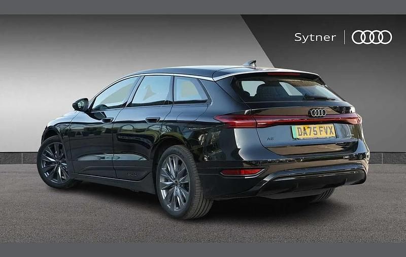 Used Audi e-tron Sport 310 kW (422 HP) 2025 Black SUV