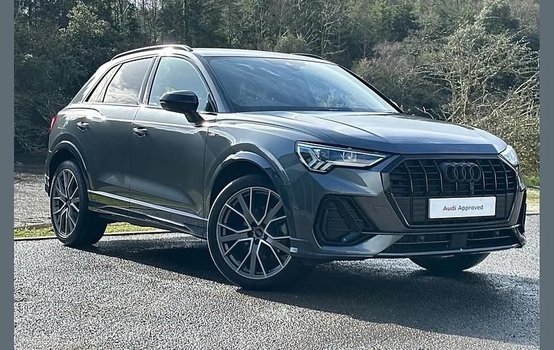 Used Audi Q3 Black Edition 150 HP (110 kW) 2024 Grey SUV