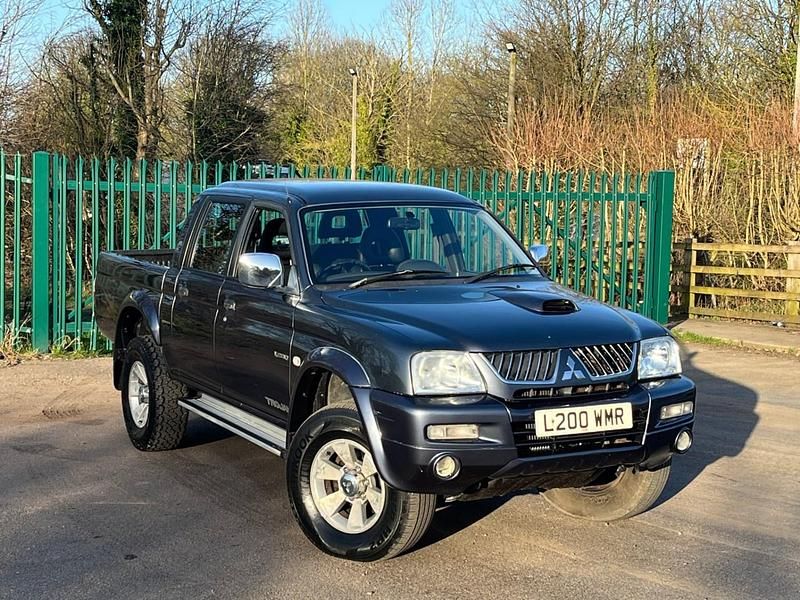 Used Mitsubishi L200 113 HP (83 kW) 2006 Grey Pickup