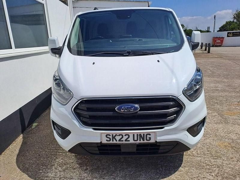 Used Ford Transit Custom Limited 130 HP (95 kW) 2022 White Van