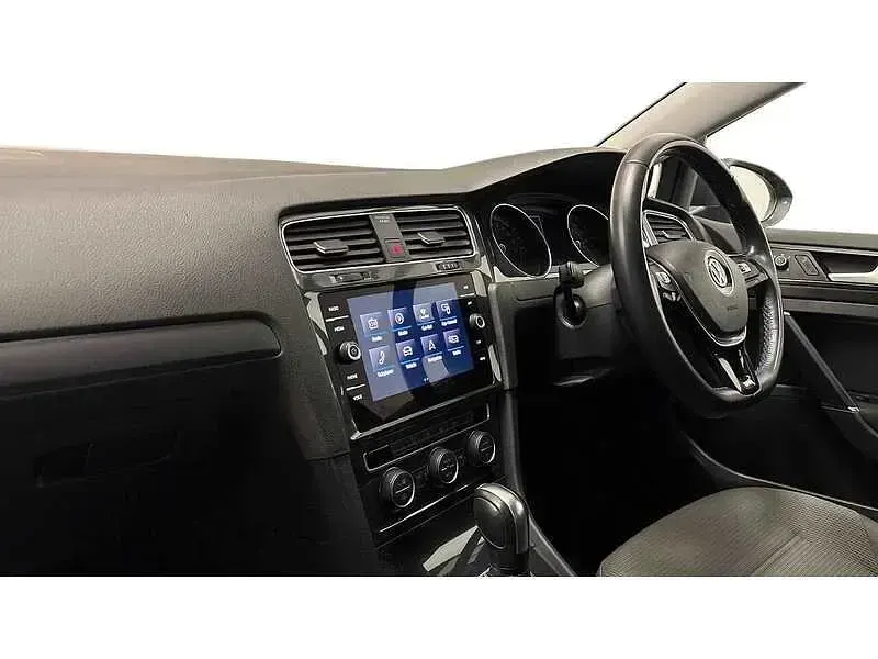 Used VW e-Golf 99 kW (135 HP) 2019 Grey Hatchback