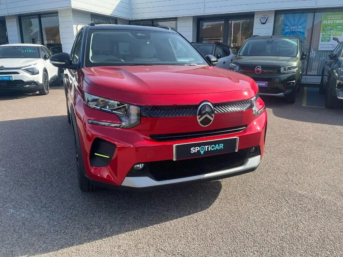 New Citroën C3 108 HP (79 kW) 2026 Red SUV