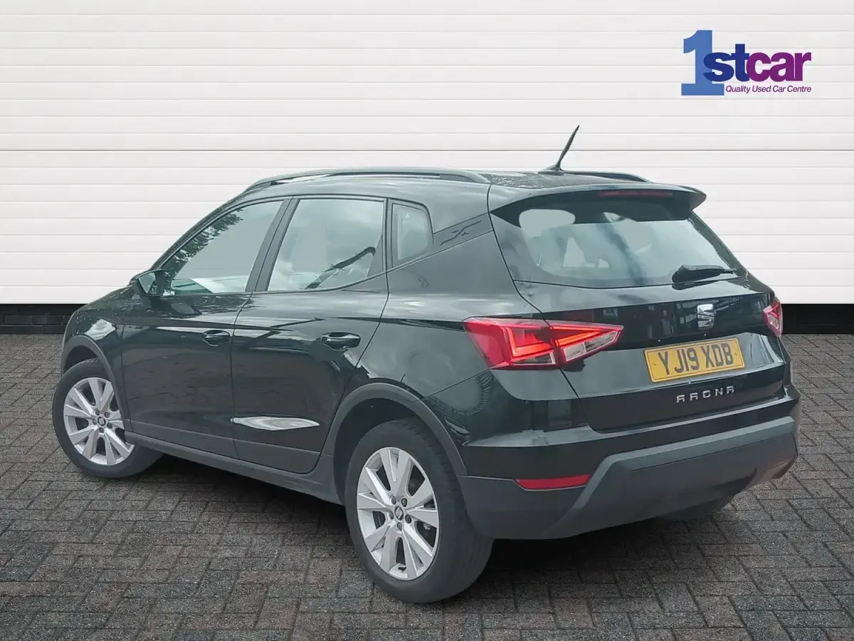 Used Seat Arona SE Technology 95 HP (69 kW) 2019 Black SUV