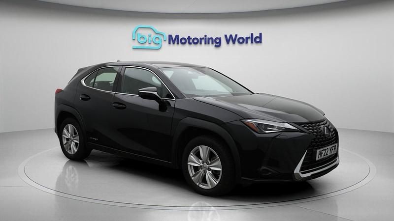 Black Used 2022 Lexus UX 250h SUV | £18,900 (Super price) - Image 1/4