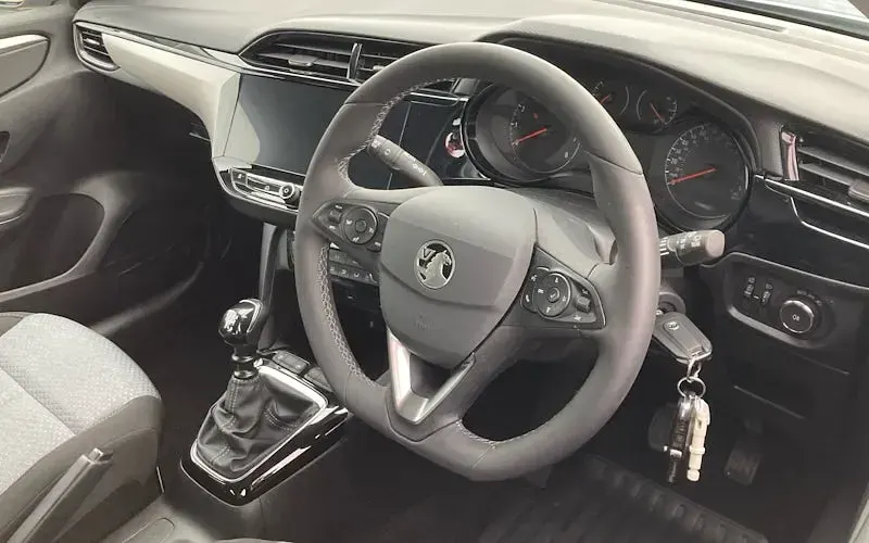 Used Vauxhall Corsa Design Edition 101 HP (74 kW) 2023 Grey Hatchback