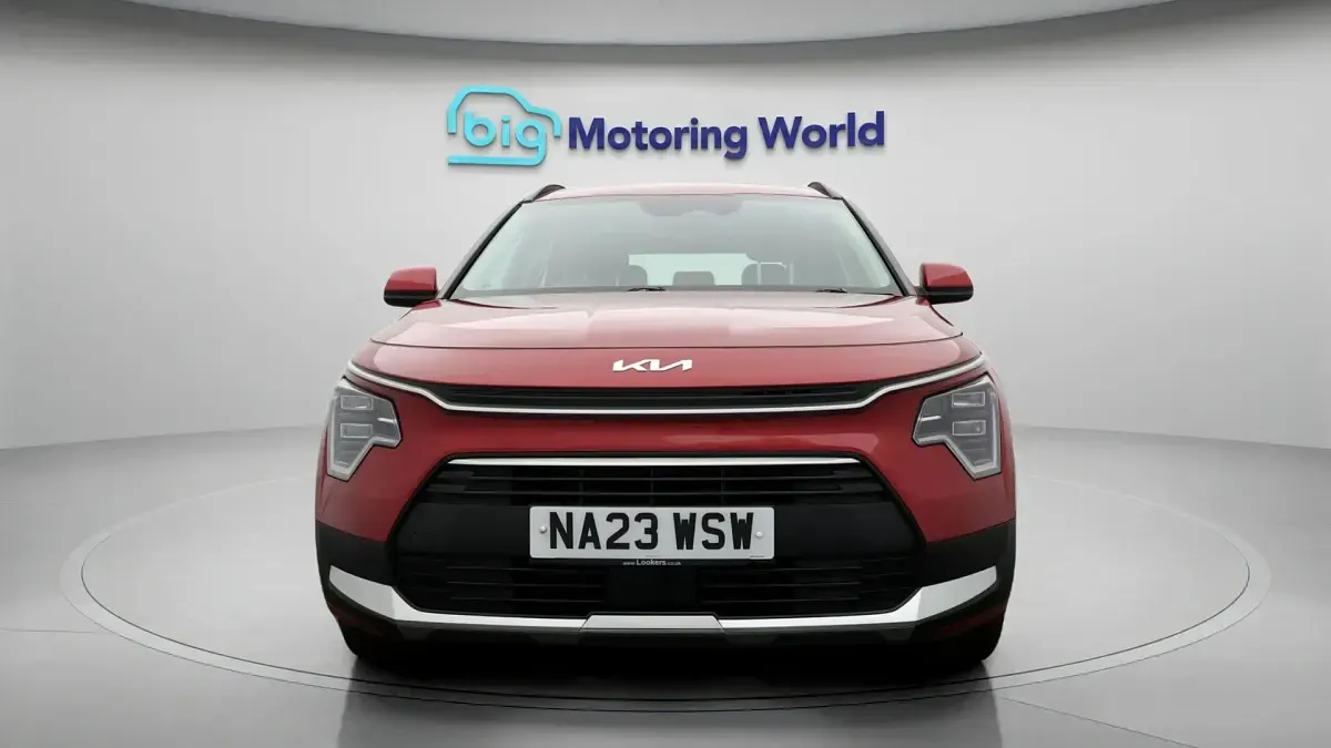 Used Kia Niro 141 HP (103 kW) 2023 Red SUV