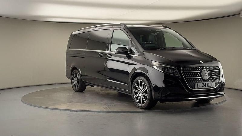 Black Used 2024 Mercedes V220 Premium MPV | £67,500 (Expensive) - Image 1/4