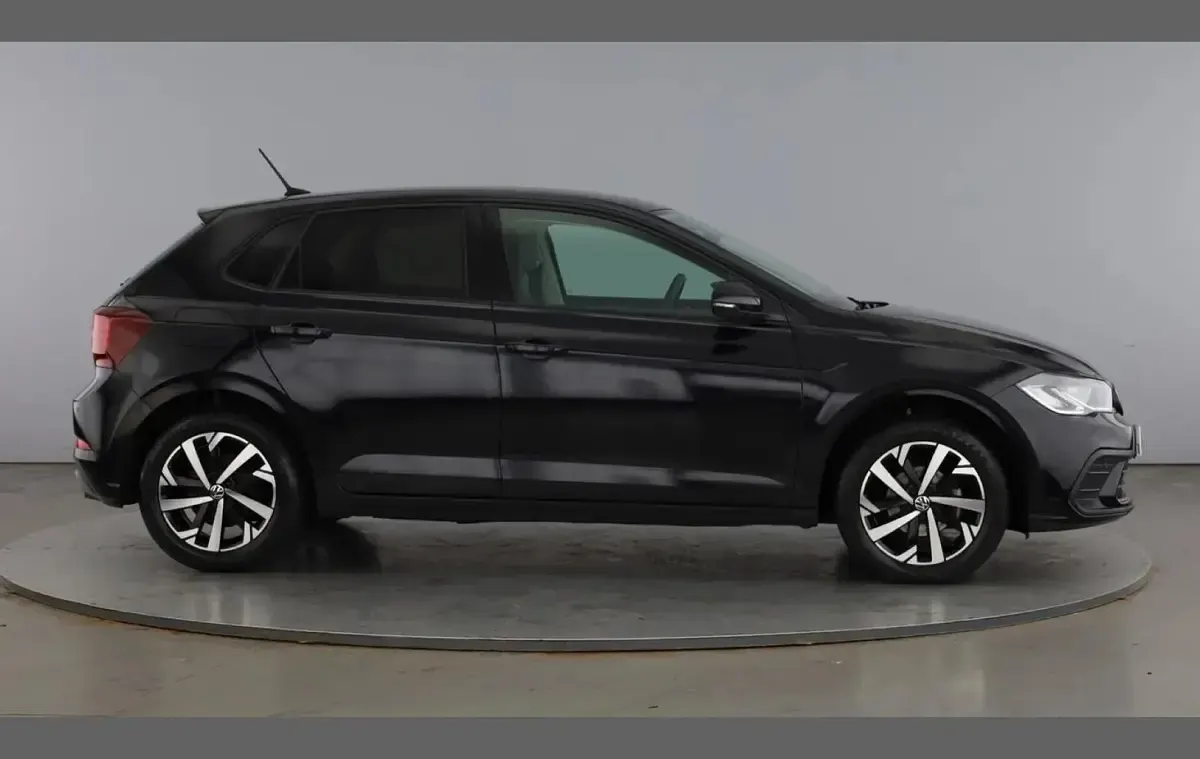 Used VW Polo Match 95 HP (69 kW) 2024 Black Hatchback