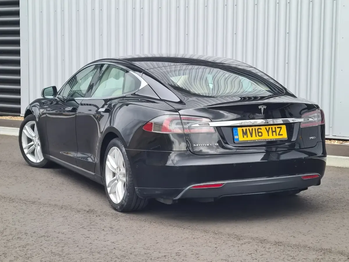Used Tesla Model S 244 kW (333 HP) 2016 Black Hatchback