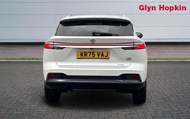 New MG HS SE 299 HP (219 kW) 2025 White SUV
