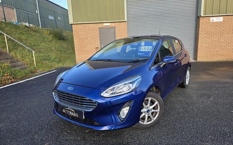Used Ford Fiesta Zetec 101 HP (74 kW) 2019 Hatchback