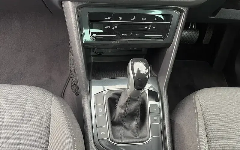 Used VW Tiguan Life 150 HP (110 kW) 2024 Blue SUV