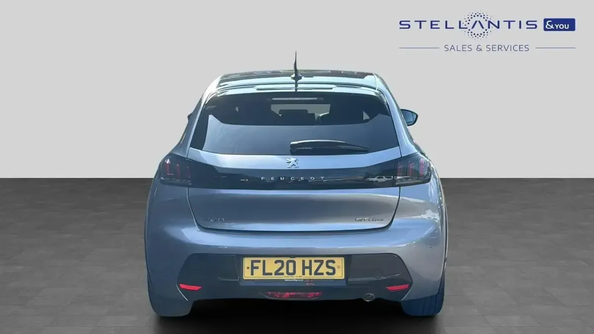 Used Peugeot 208 GT-line 99 HP (72 kW) 2020 Grey Hatchback
