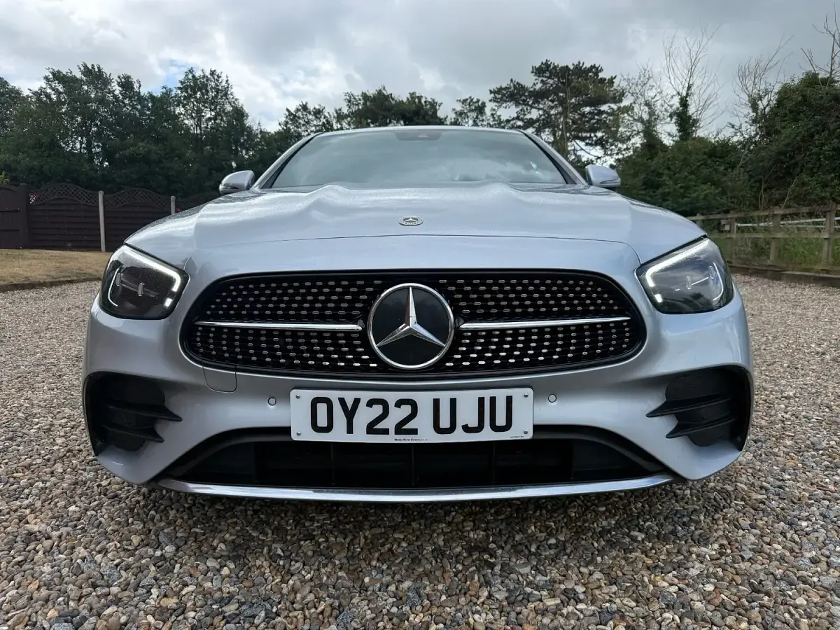 Used Mercedes E200 AMG line 200 HP (147 kW) 2022 Silver Sedan