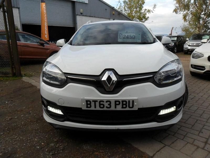 Used Renault Mégane GrandTour Expression+ 110 HP (80 kW) 2014 White Estate
