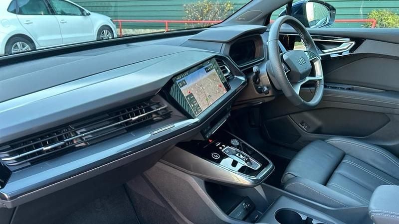 Used Audi Q4 Sportback e-tron S-Line 210 kW (286 HP) 2025 Blue SUV