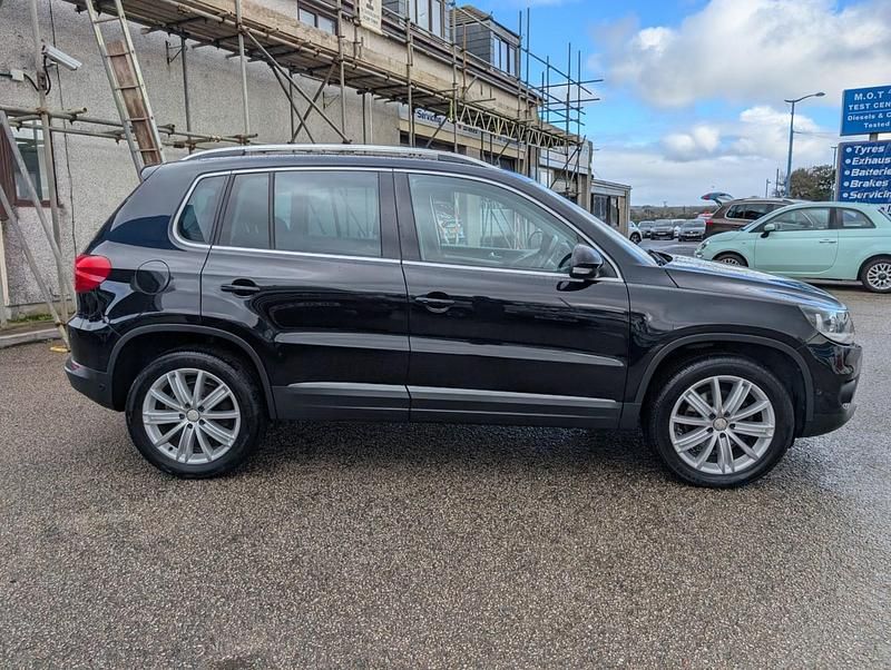 Usado VW Tiguan Edition 150 HP (110 kW) 2016 Preto SUV