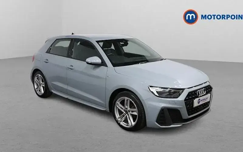 Usado Audi A1 Sportback S-Line 95 HP (69 kW) 2026 Citadino