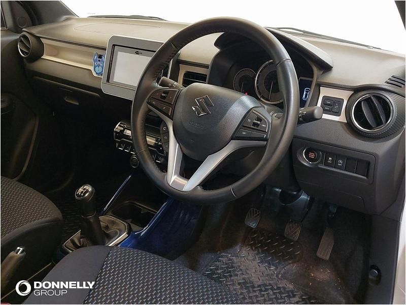 Used Suzuki Ignis SZ5 83 HP (61 kW) 2022 Metallic  pearl whi Hatchback