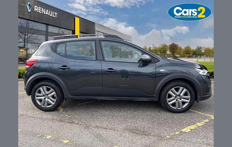 Used Dacia Sandero Expression 90 HP (66 kW) 2023 Grey SUV