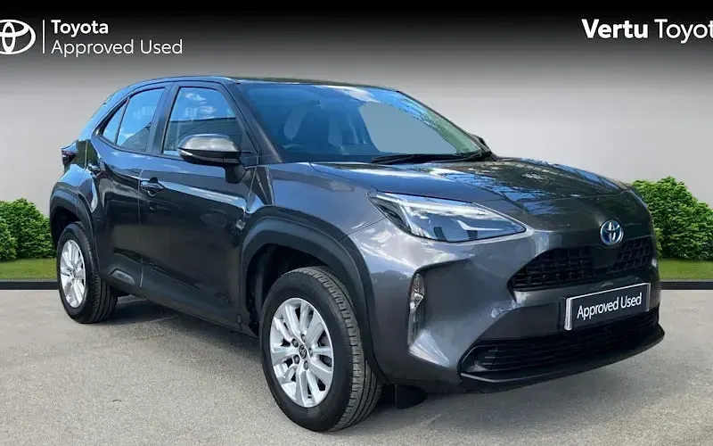 Used Toyota Yaris Hybrid 116 HP (85 kW) 2026 Estate