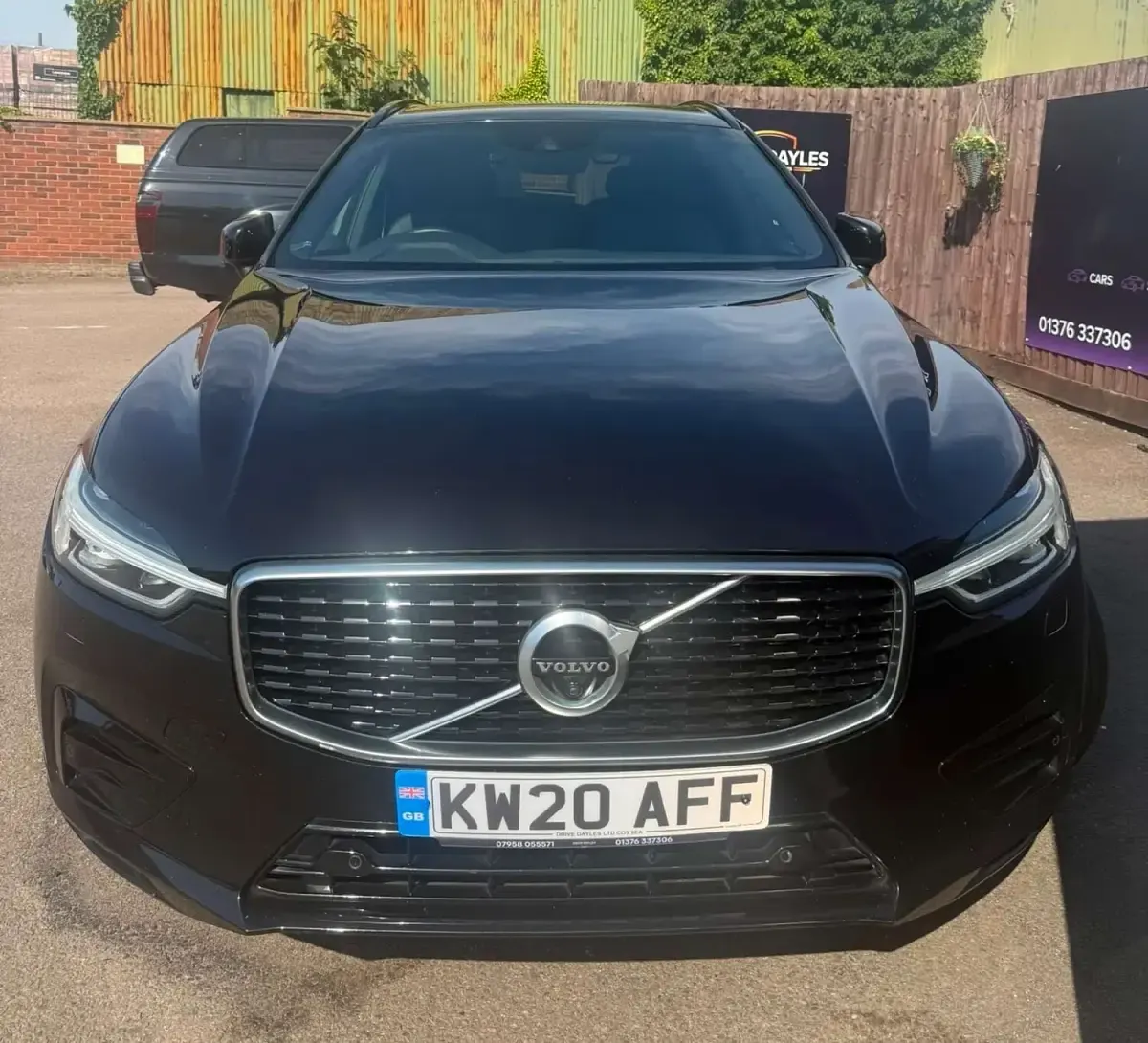 Used Volvo XC60 R-Design 2020 Black SUV