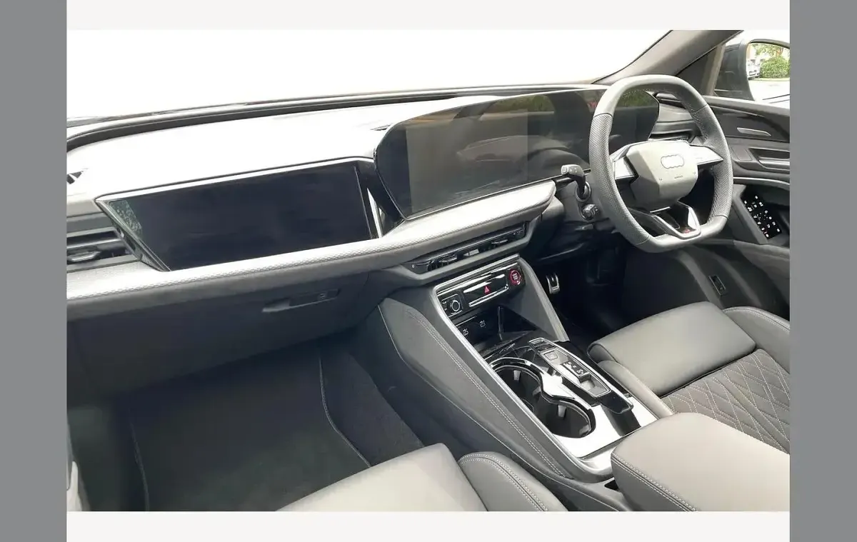 Used Audi Q5 Comfort 204 HP (150 kW) 2026 Black SUV