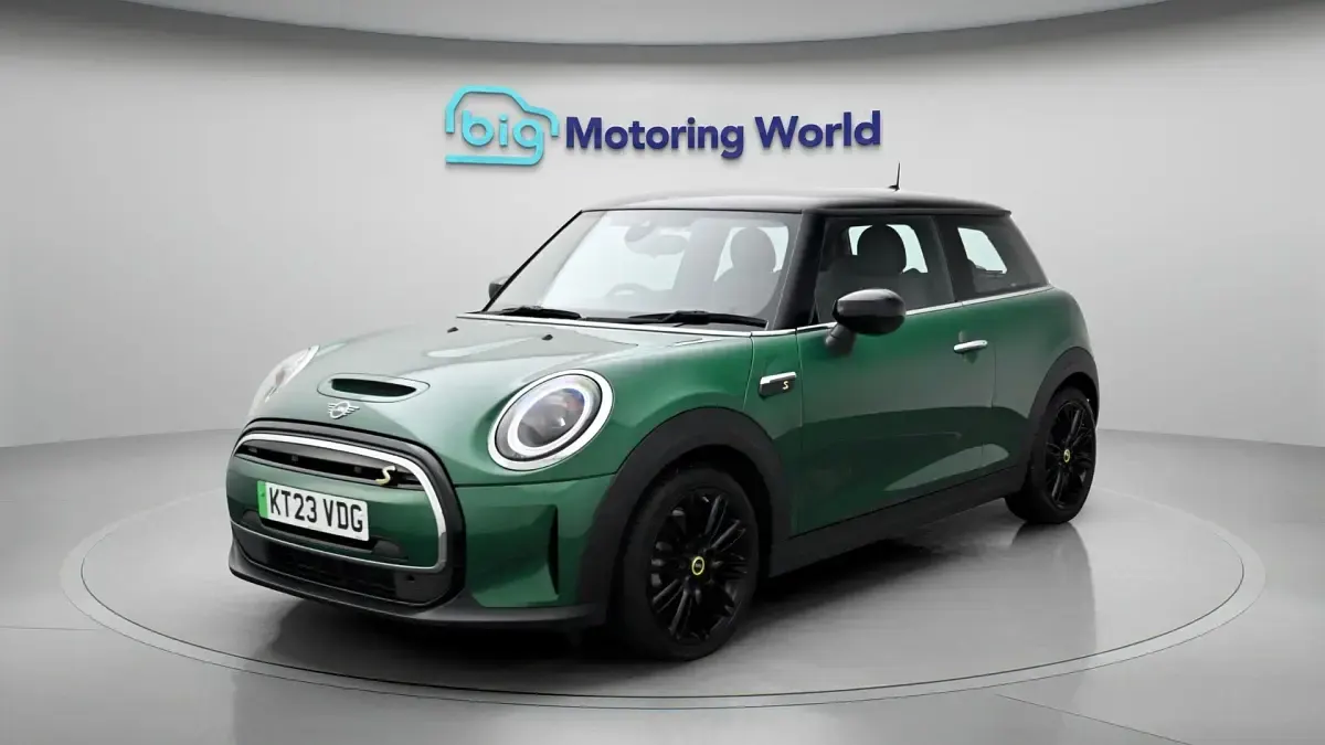 Used Mini Cooper SE Hatch 135 kW (184 HP) 2023 Hatchback