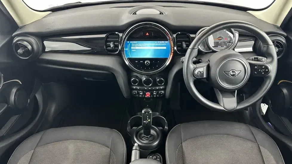 Used Mini Cooper Classic 134 HP (98 kW) 2022 Grey Hatchback