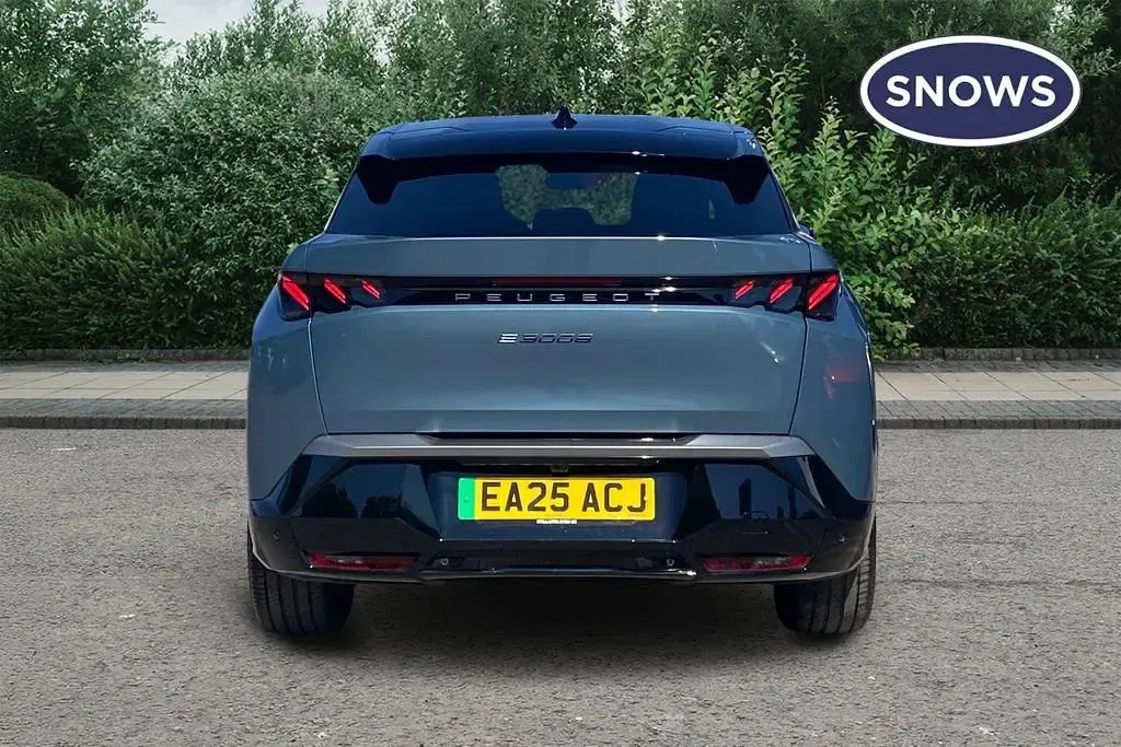 Used Peugeot e-3008 GT 80 kW (110 HP) 2025 SUV
