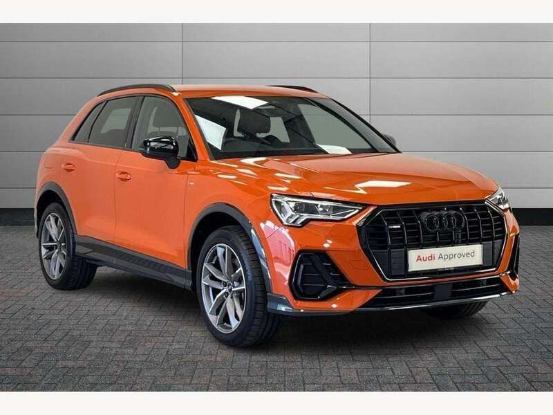 Pulse orange Used 2022 Audi Q3 Black Edition SUV | £31,490 (Fair price) - Image 1/4
