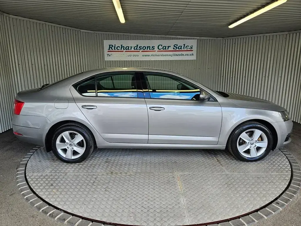 Used Skoda Octavia SE 150 HP (110 kW) 2017 Beige Hatchback