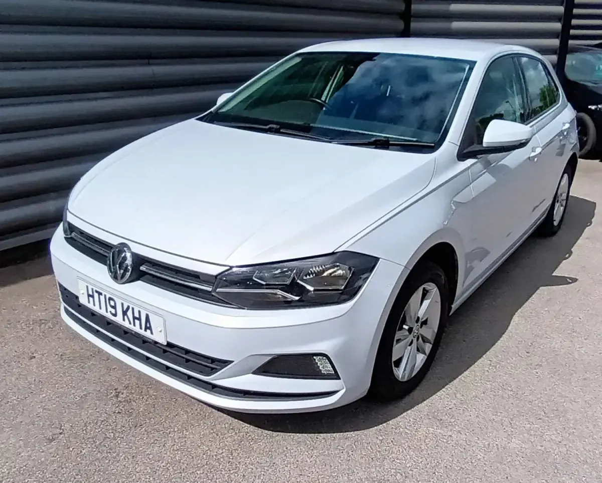 Used VW Polo Edition 95 HP (69 kW) 2019 Silver Hatchback
