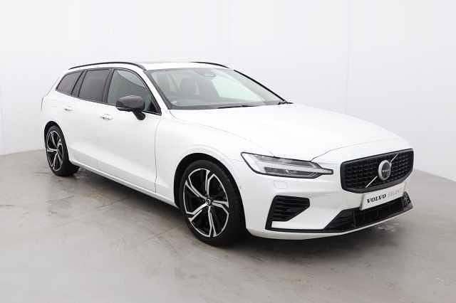 Used Volvo V60 Ultimate 249 HP (183 kW) 2023 Estate
