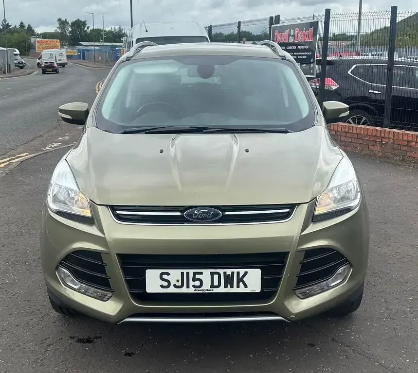 Used Ford Kuga Titanium 150 HP (110 kW) 2015 Green SUV