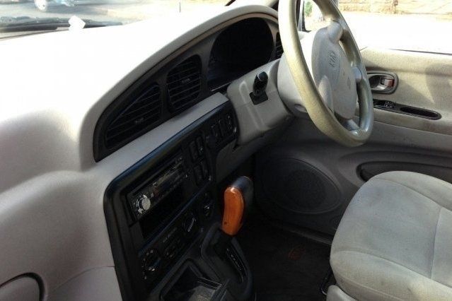 Used Kia Sedona 143 HP (105 kW) 2004 MPV