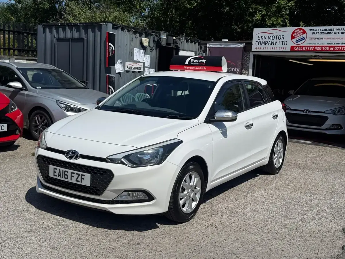 Used Hyundai i20 SE 2016 White Hatchback