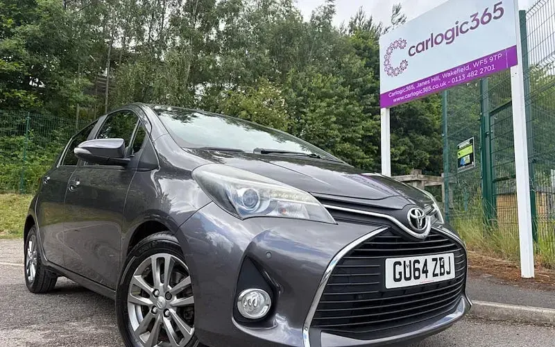 Used Toyota Yaris 99 HP (72 kW) 2016 Hatchback