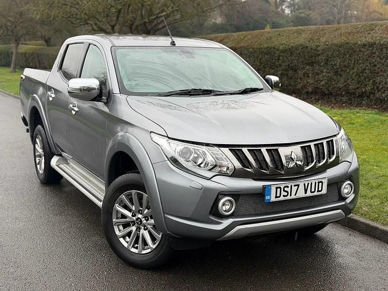 Grey Used 2017 Mitsubishi L200 Pickup | £12,490 (Fair price) - Image 1/4