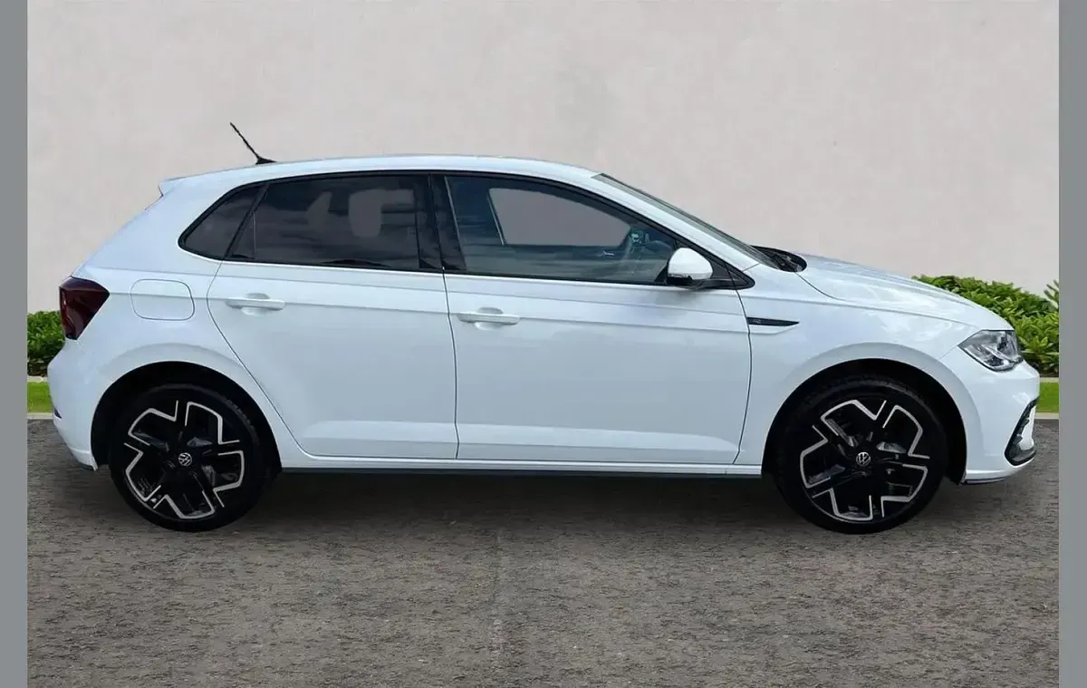 Used VW Polo R-line 95 HP (69 kW) 2026 White Hatchback
